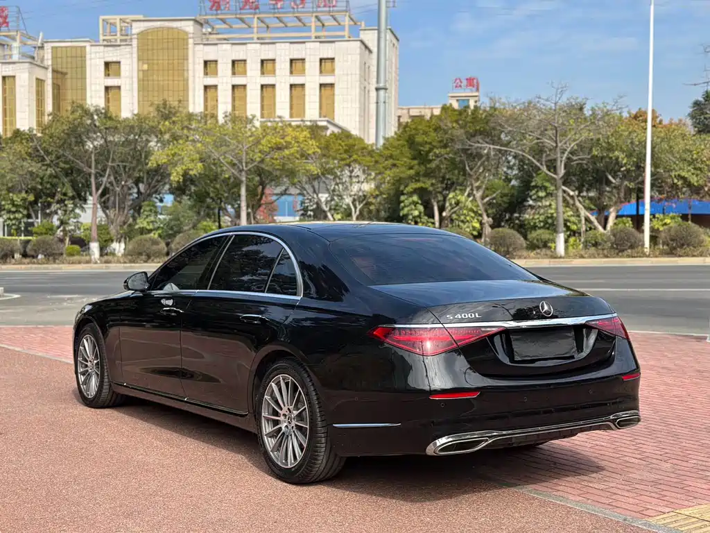 MERCEDES-BENZ S CLASS