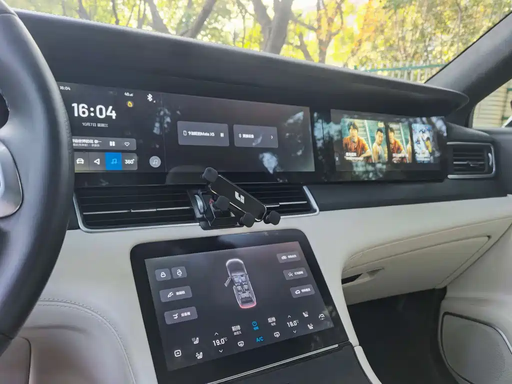 Li Auto Li ONE — миниатюра 6