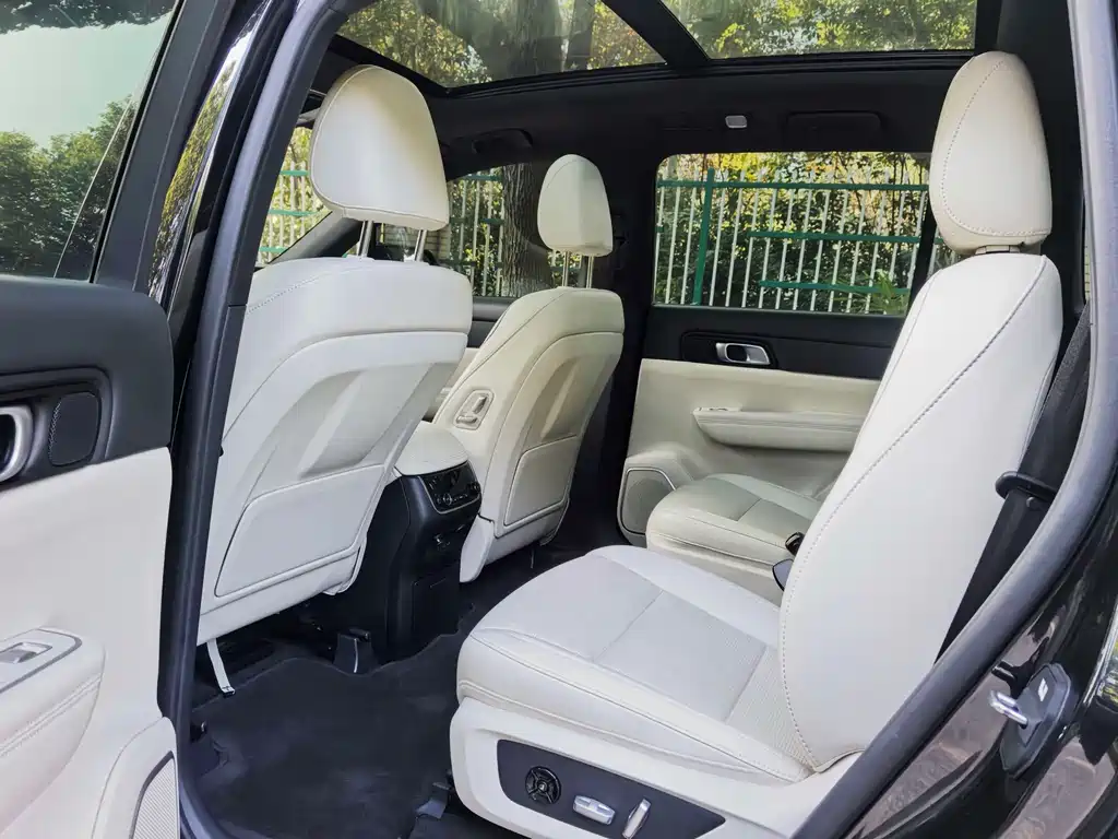 Li Auto Li ONE — миниатюра 9