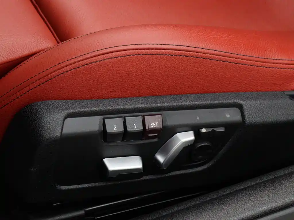 BMW 4 Series — миниатюра 4