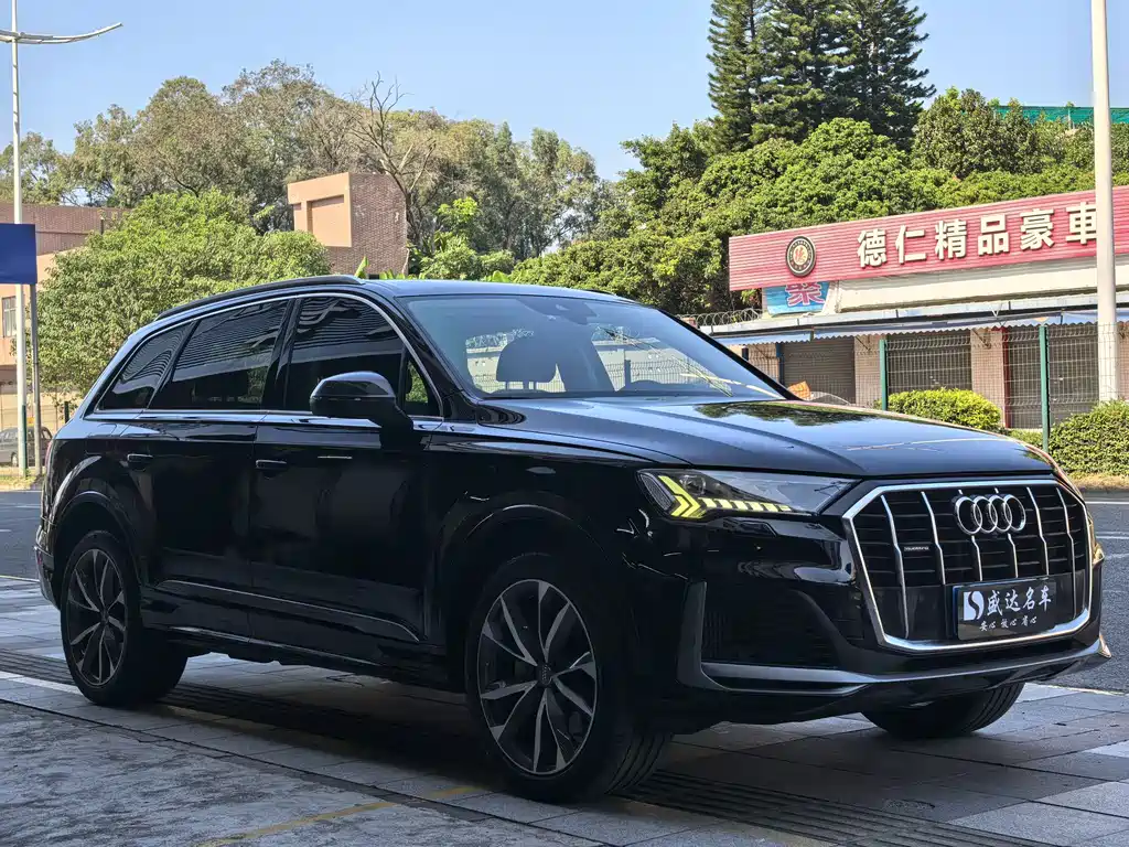 Audi Q7 2020 55 TFSI quattro S line Sport