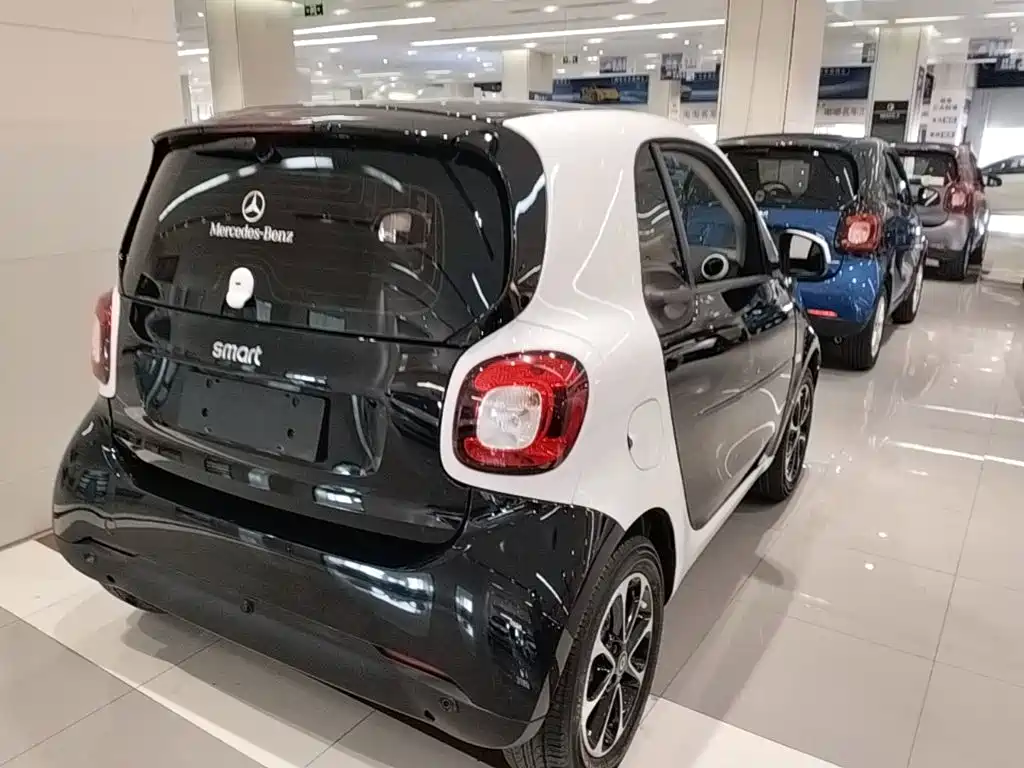 smart Smart Fortwo — миниатюра 7