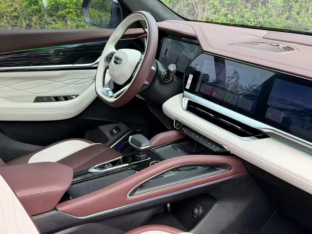 Geely Xingyue L — миниатюра 21