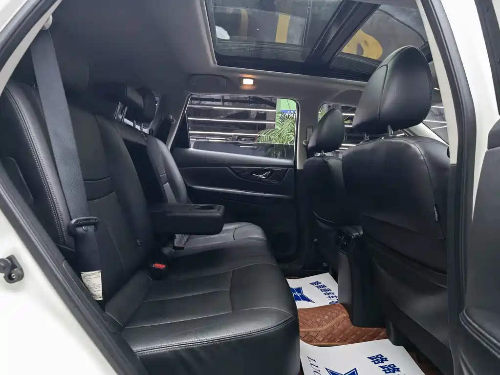 Nissan X-Trail — миниатюра 9
