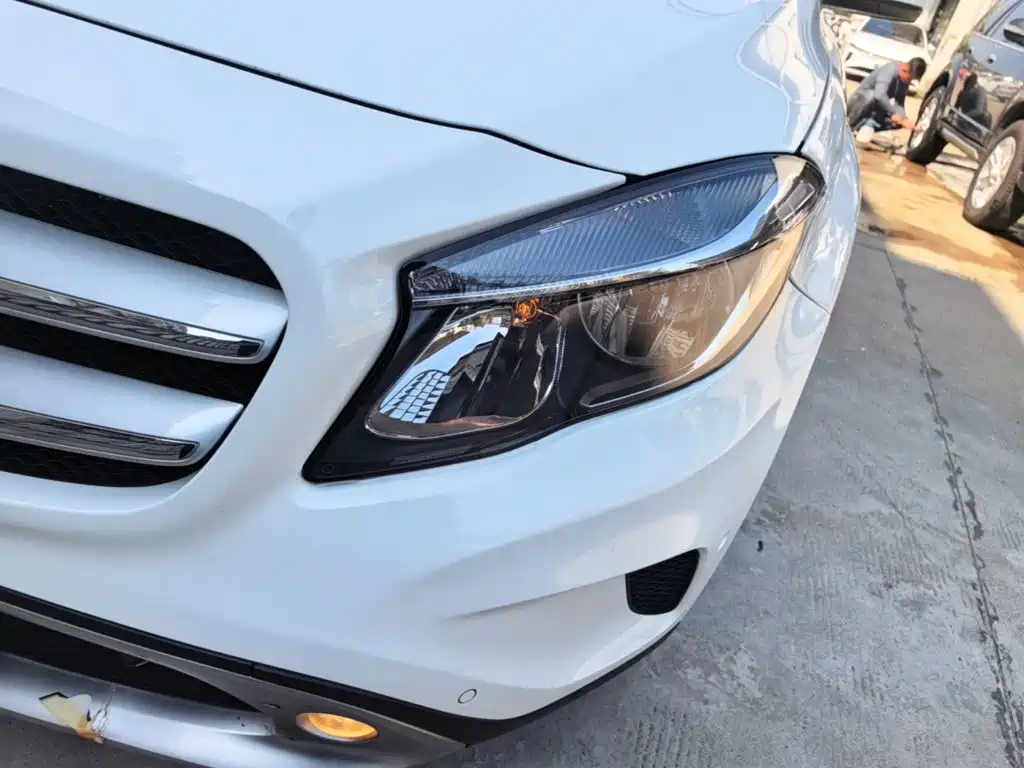 Mercedes-Benz GLA — миниатюра 24