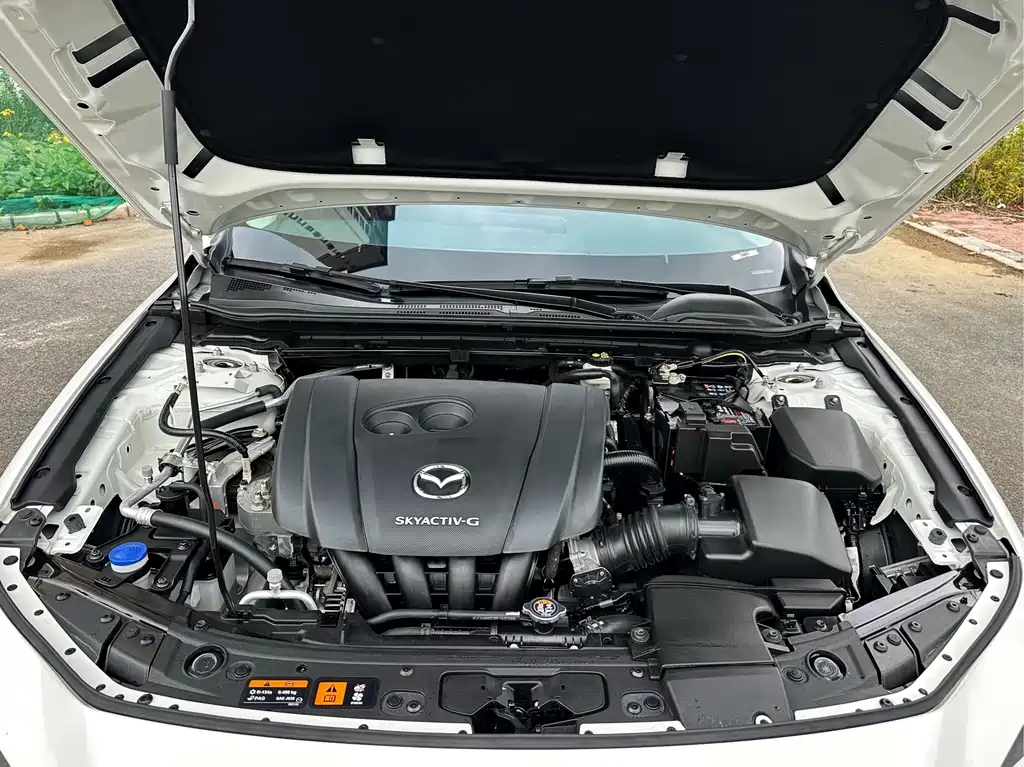 Mazda 3 Axela — миниатюра 10