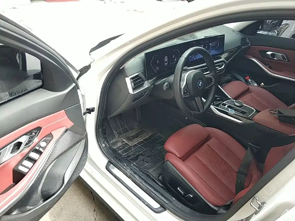 BMW i3 — миниатюра 16