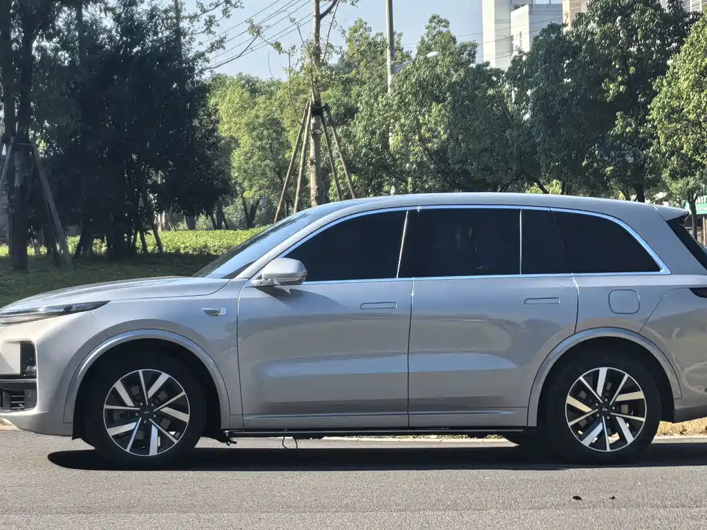 Li Auto Li L8 — миниатюра 7