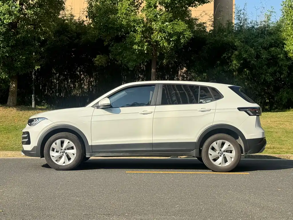 Volkswagen Tharu — миниатюра 3