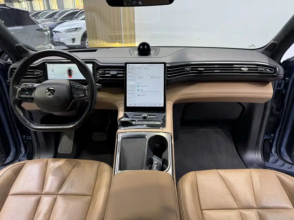 NIO ES8 — миниатюра 21