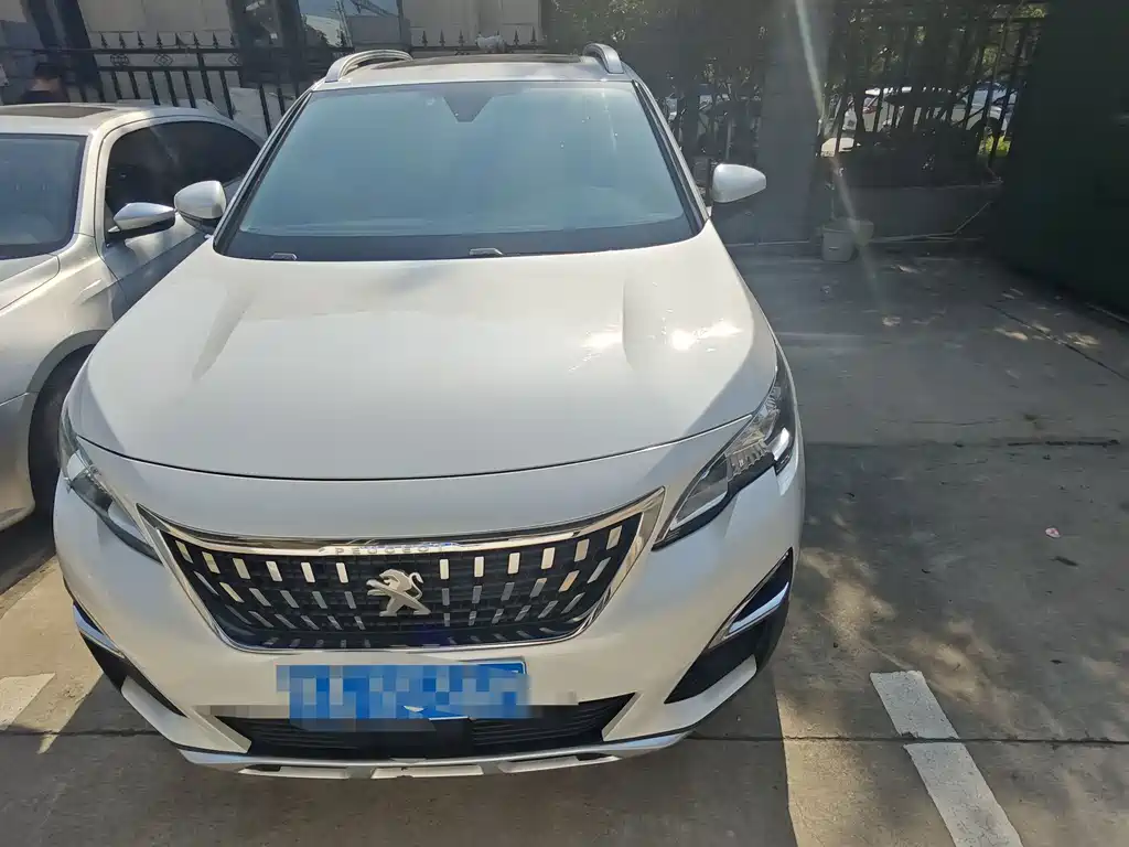 Peugeot 4008 — миниатюра 2