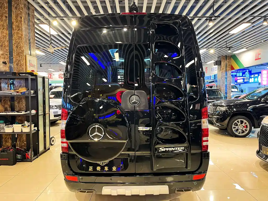 Mercedes-Benz Sprinter — миниатюра 6