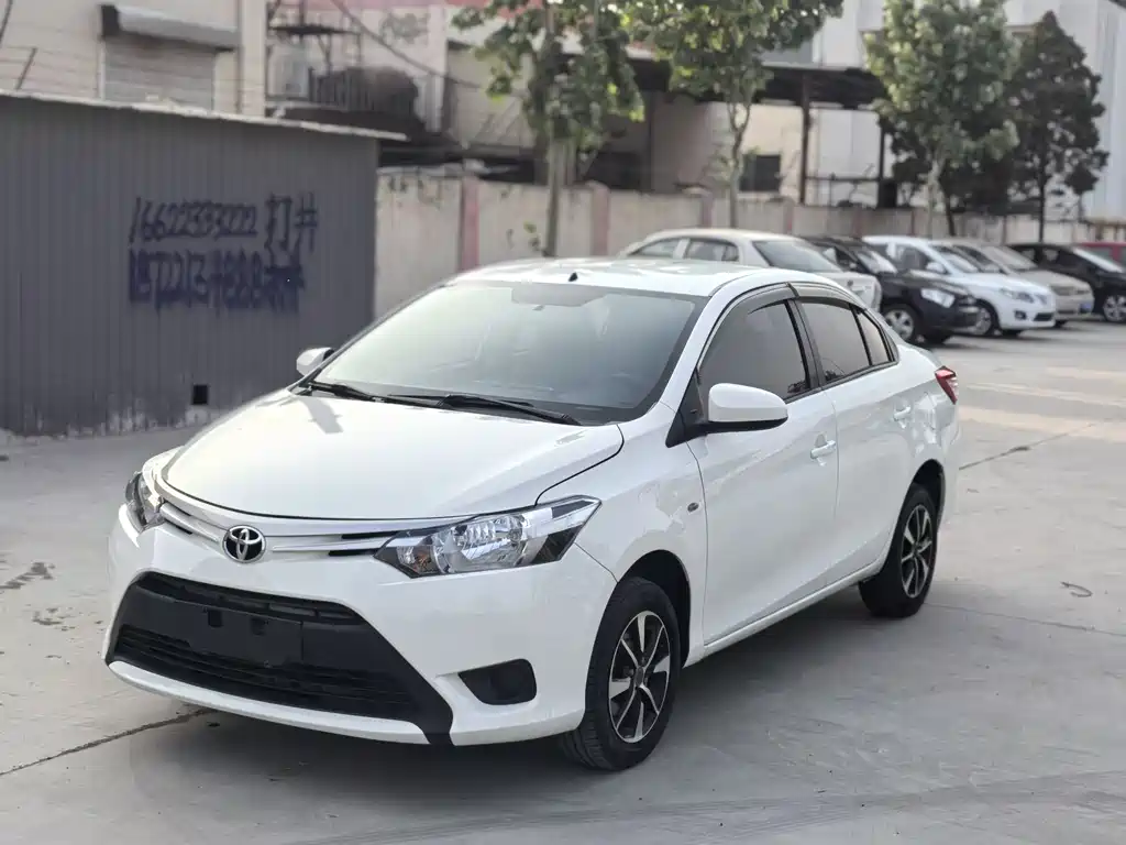 Toyota Vios 2015