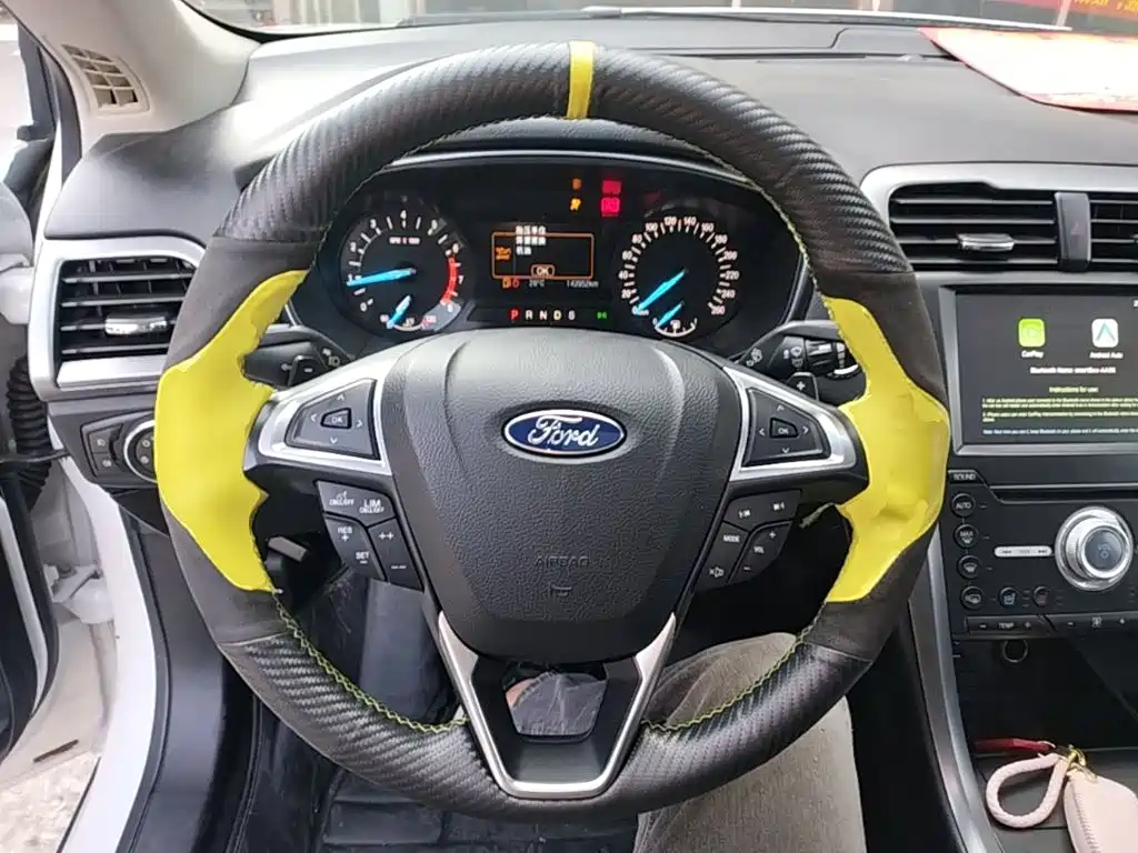 Ford Mondeo — миниатюра 11