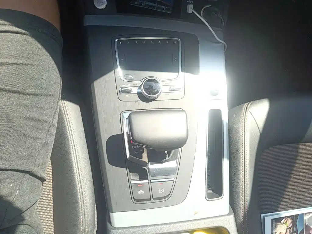 Audi Q5L — миниатюра 15
