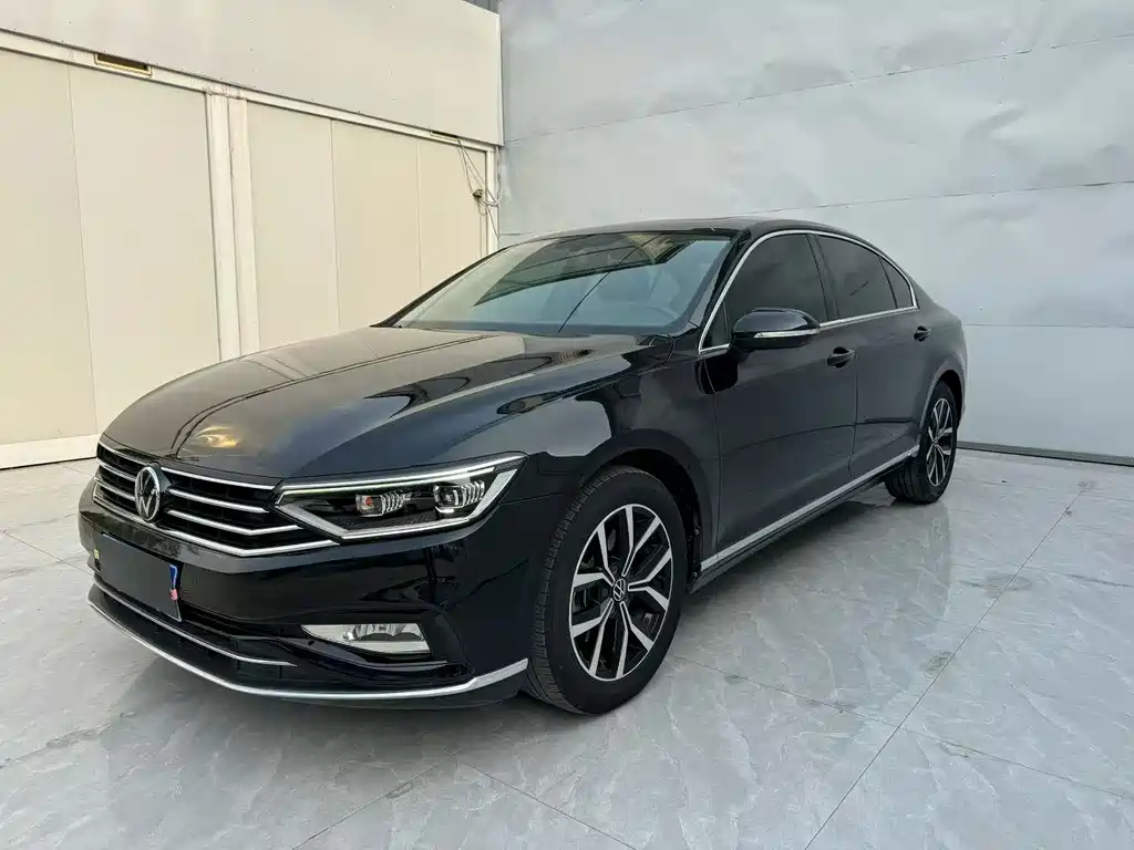 Купить Volkswagen Magotan
