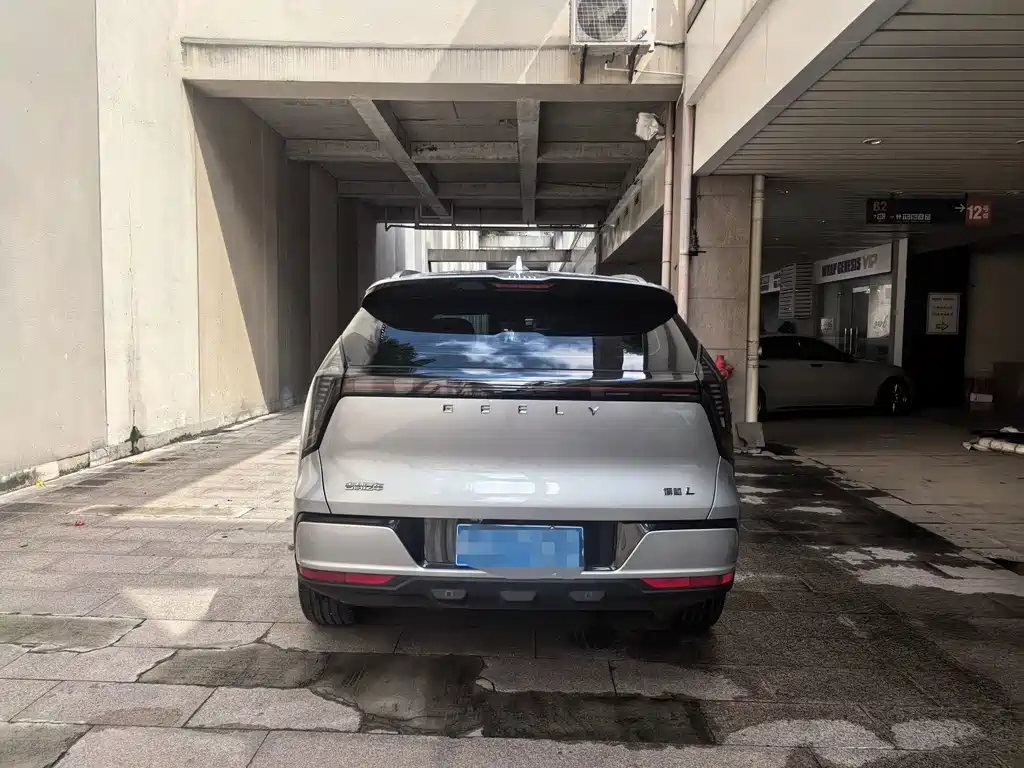 Geely Boyue L — миниатюра 5