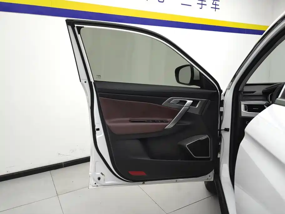 Geely Boyue — миниатюра 7