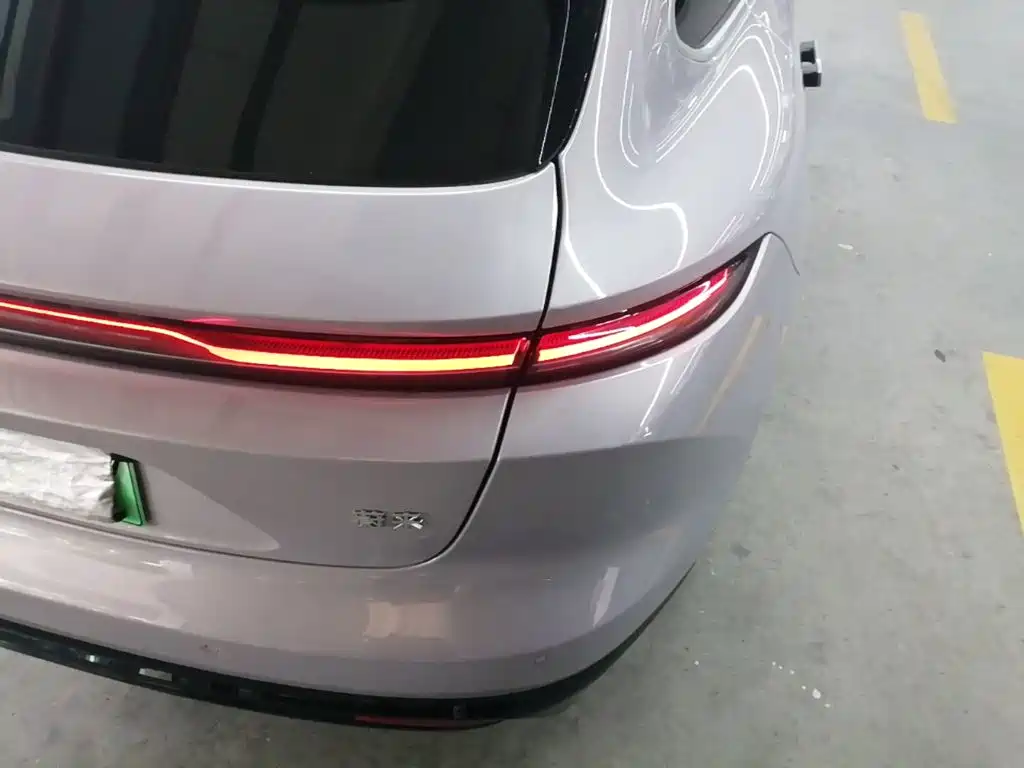 NIO ET5T — миниатюра 8