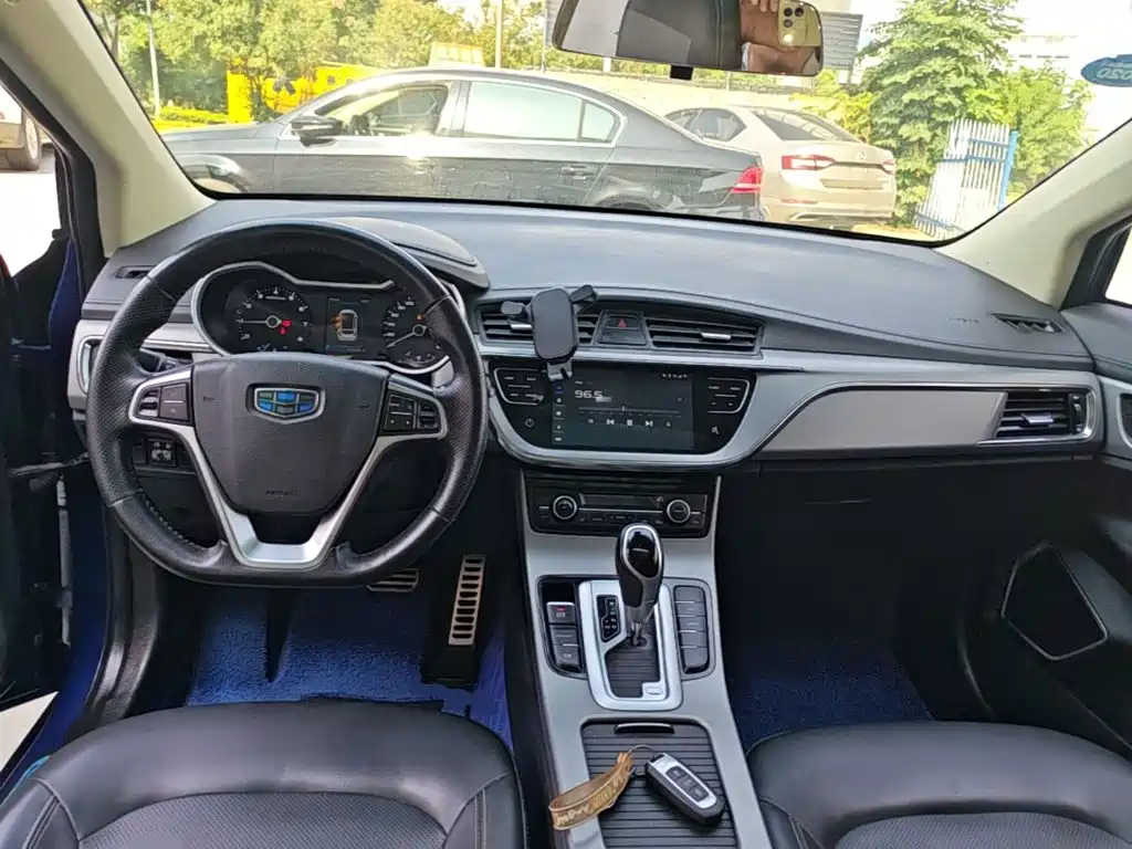 Geely Emgrand GS — миниатюра 10