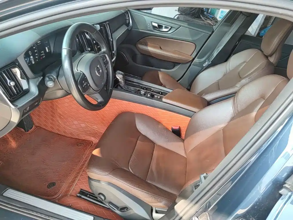 Volvo S60 — миниатюра 15