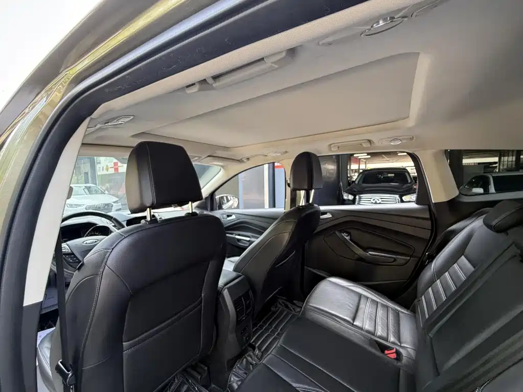 Ford Kuga — миниатюра 4