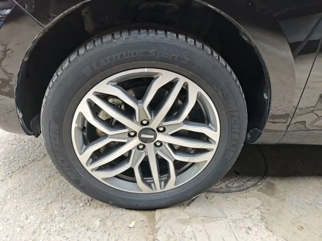 Wey Wey VV5 — миниатюра 23