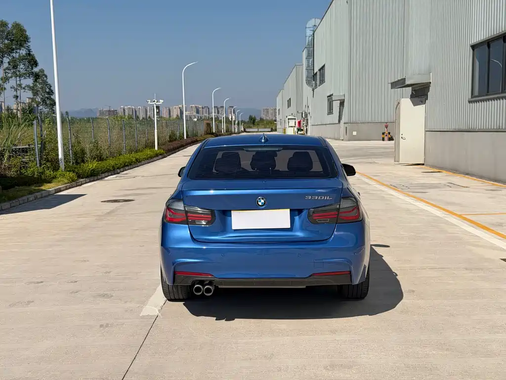 BMW 3 Series — миниатюра 8