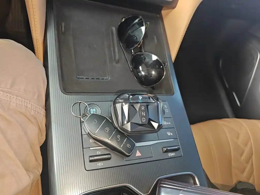 BYD L DM-i — миниатюра 14