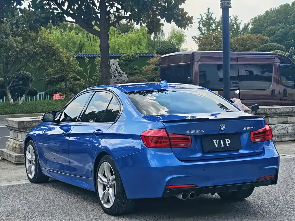BMW 3 Series — миниатюра 6