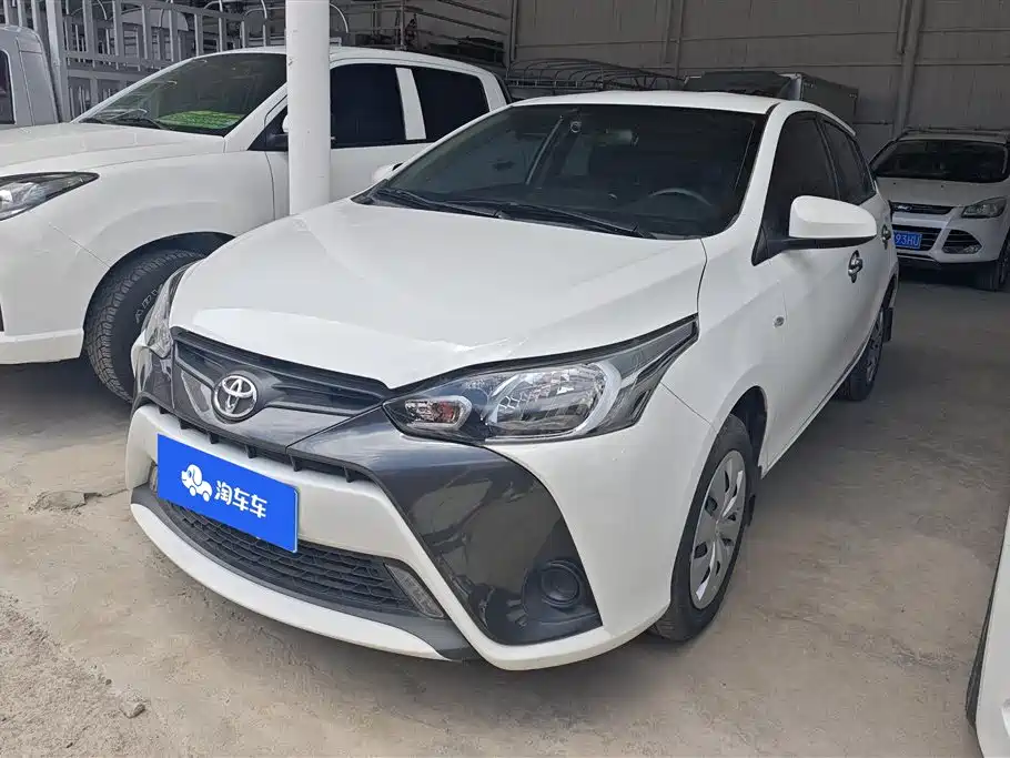 Toyota Yaris L 2020
