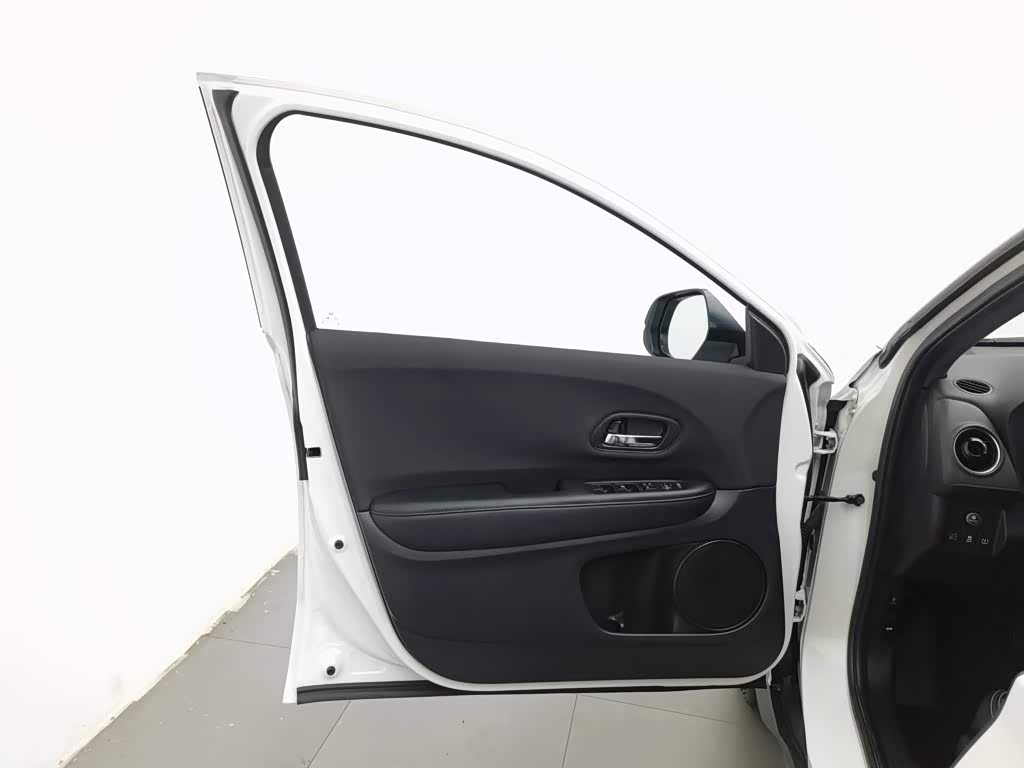 Honda XR-V 1.5 л 2021 г. Белый, пробег 39100 км