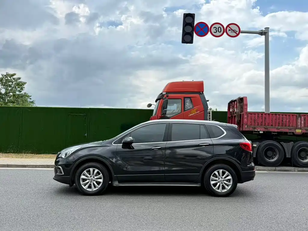 Buick Envision Plus — миниатюра 6