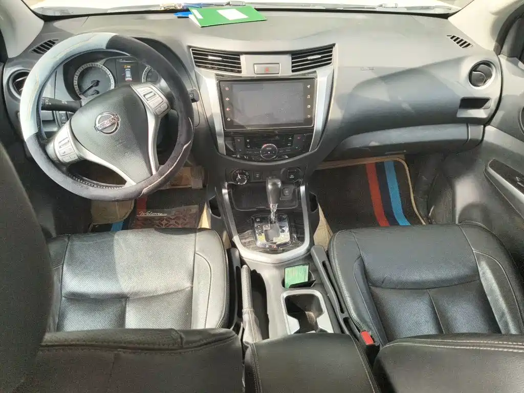 Nissan Terra — миниатюра 5