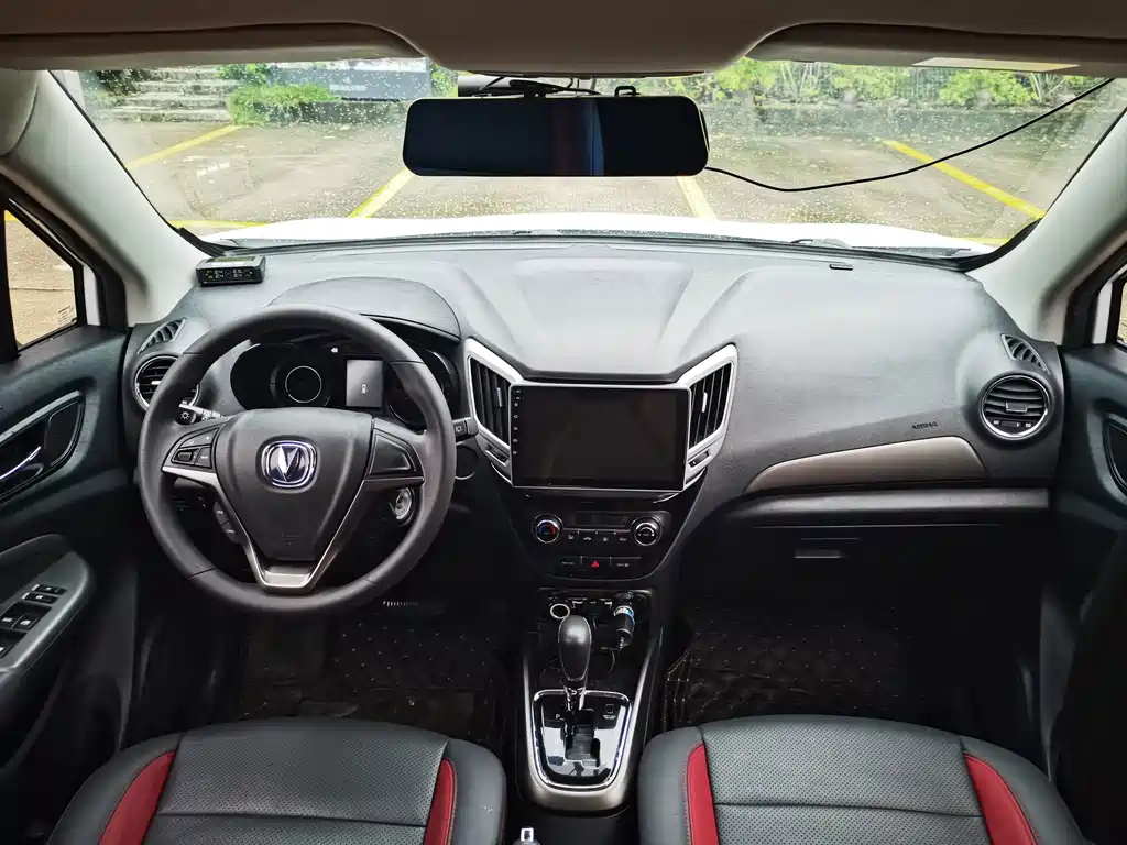 Changan CS15 — миниатюра 9