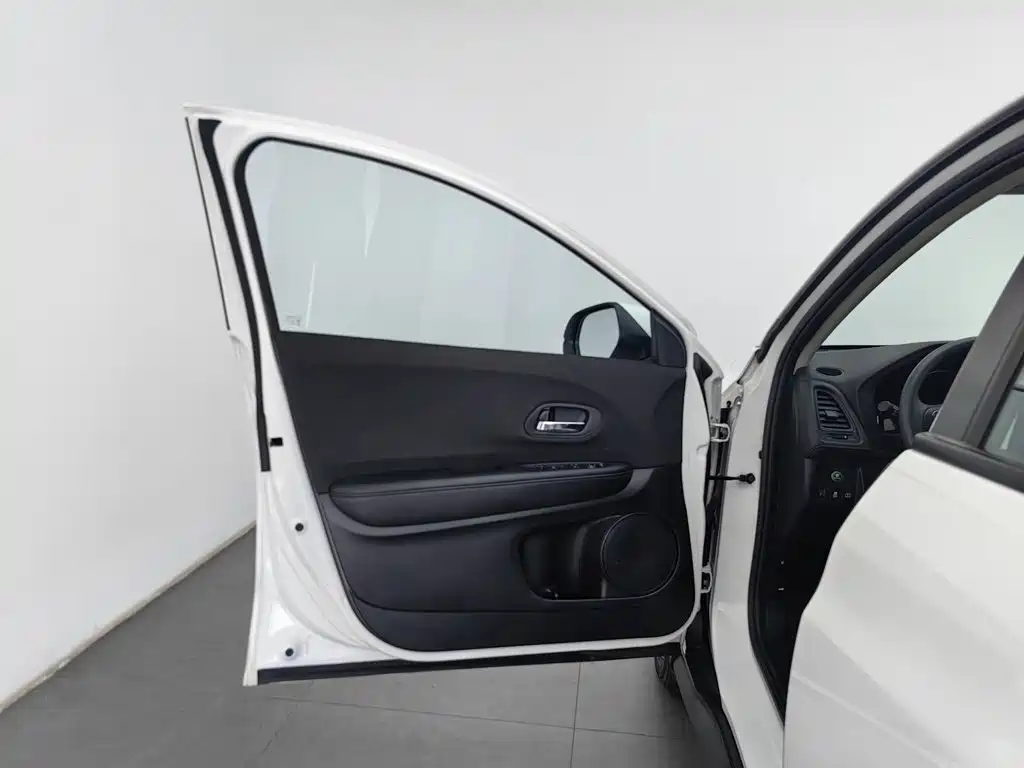 Honda Vezel — миниатюра 8