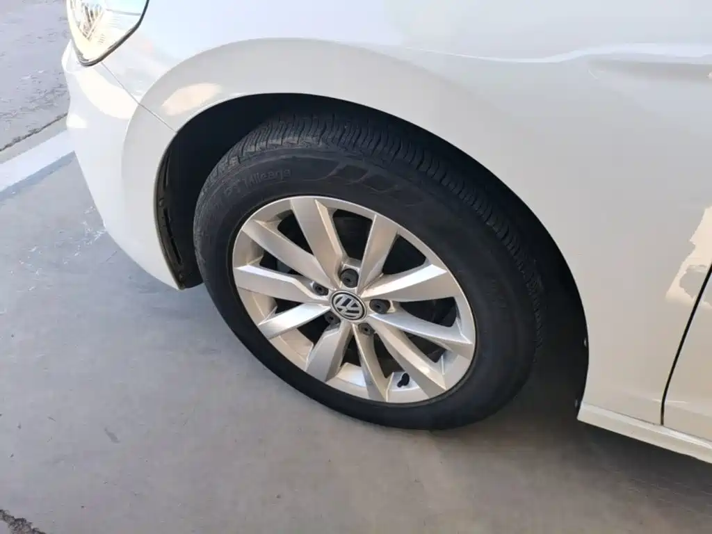 Volkswagen Bora — миниатюра 23