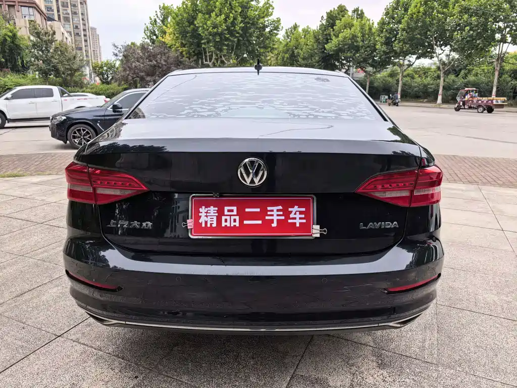 Volkswagen Lavida — миниатюра 7