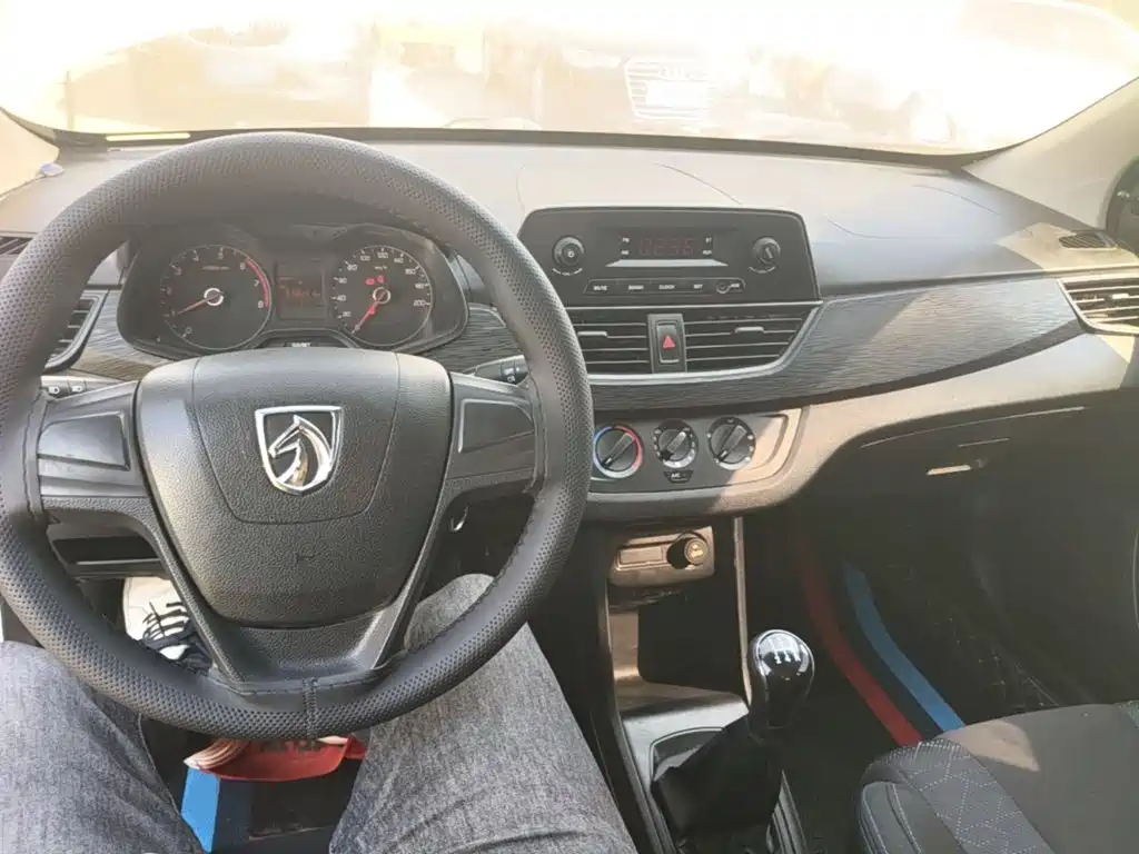 Baojun 310 — миниатюра 10