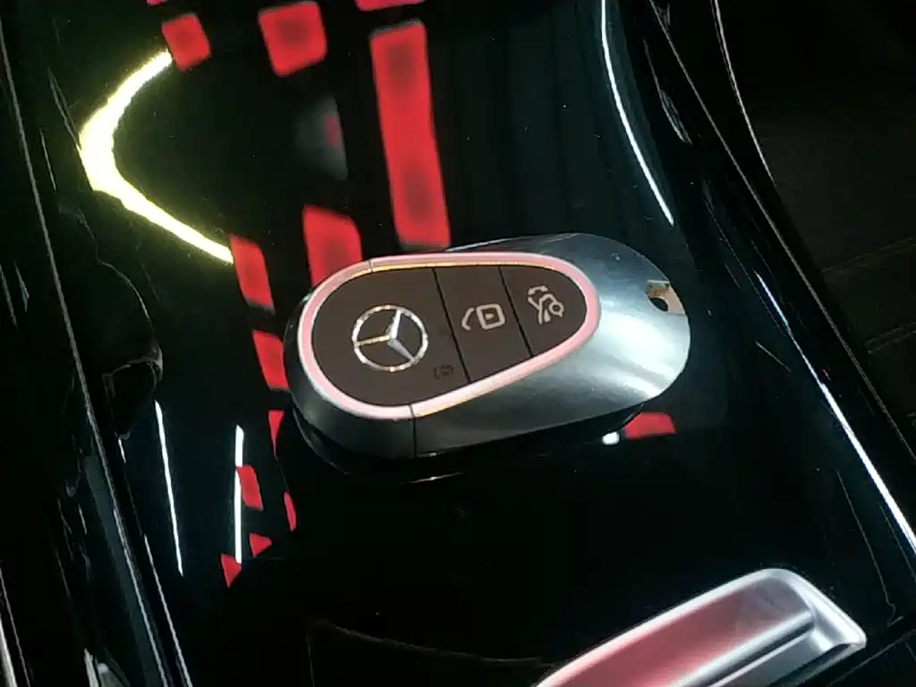 Mercedes-Benz C-Class — миниатюра 9