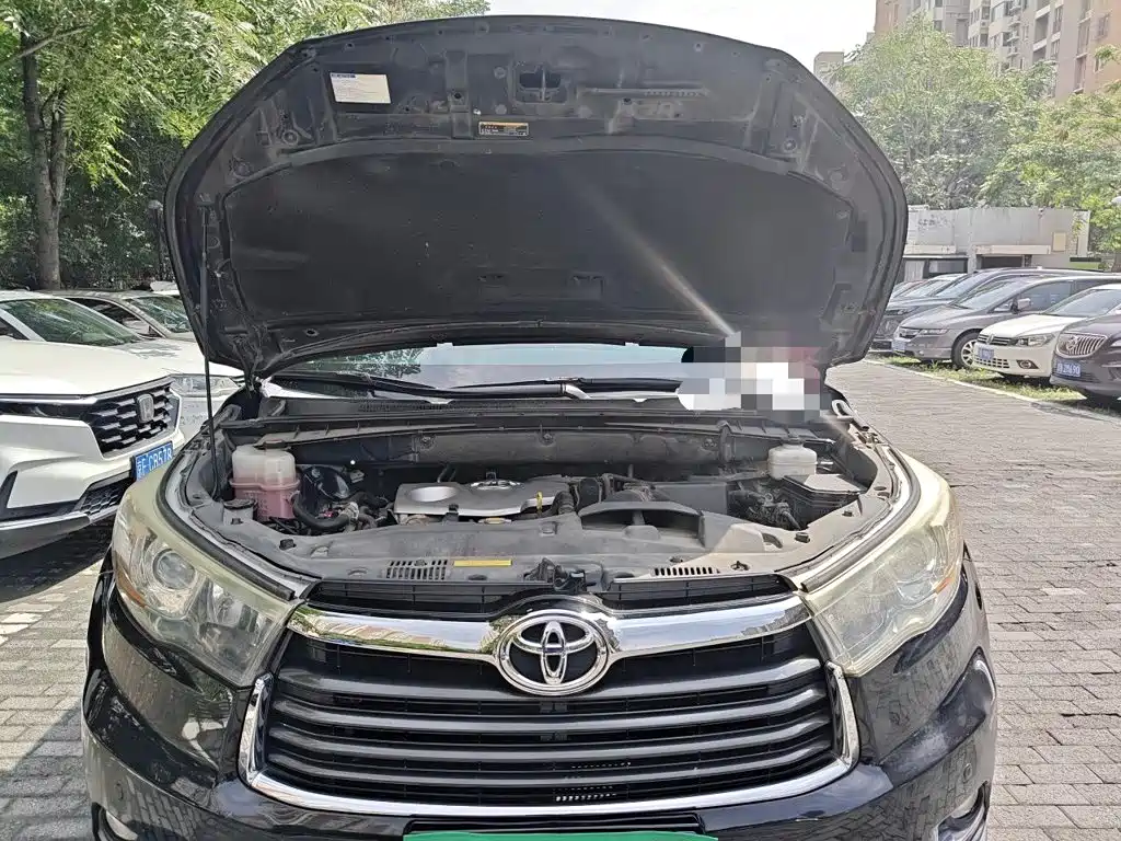 Toyota Highlander — миниатюра 21
