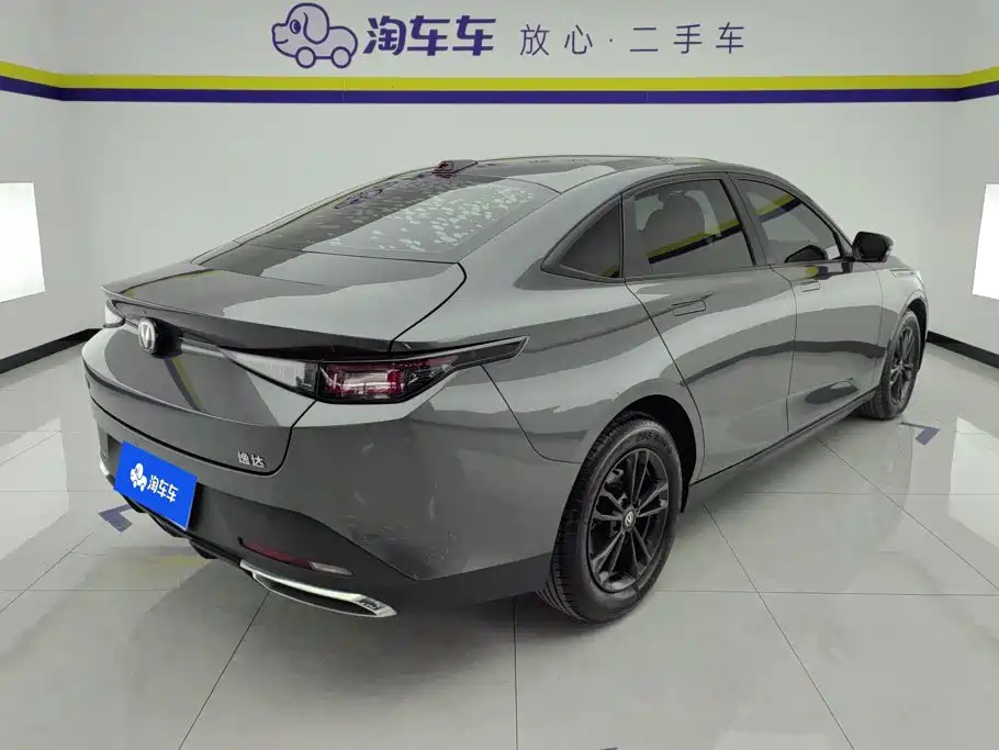 Changan Yida — миниатюра 3