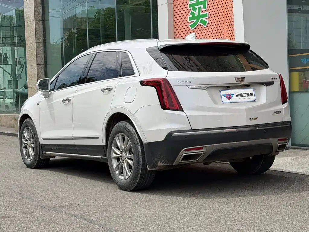 Cadillac XT5 — миниатюра 4