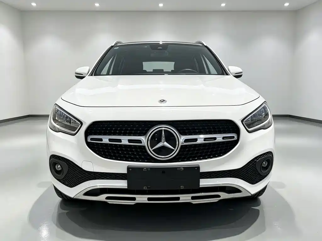 Mercedes-Benz GLA — миниатюра 2