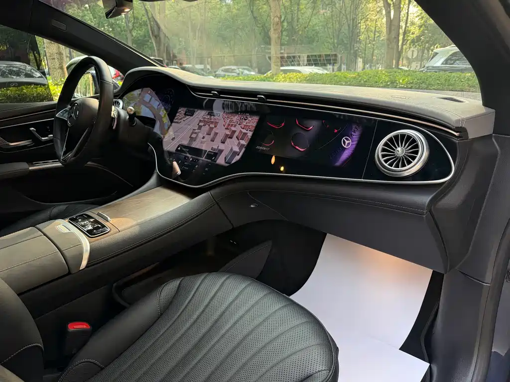 Mercedes-Benz EQS — миниатюра 9