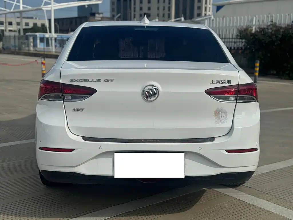 Buick Excelle — миниатюра 8