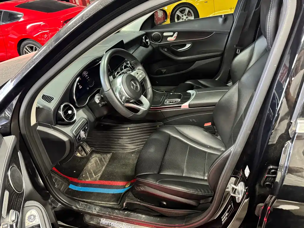 Mercedes-Benz C-Class — миниатюра 2