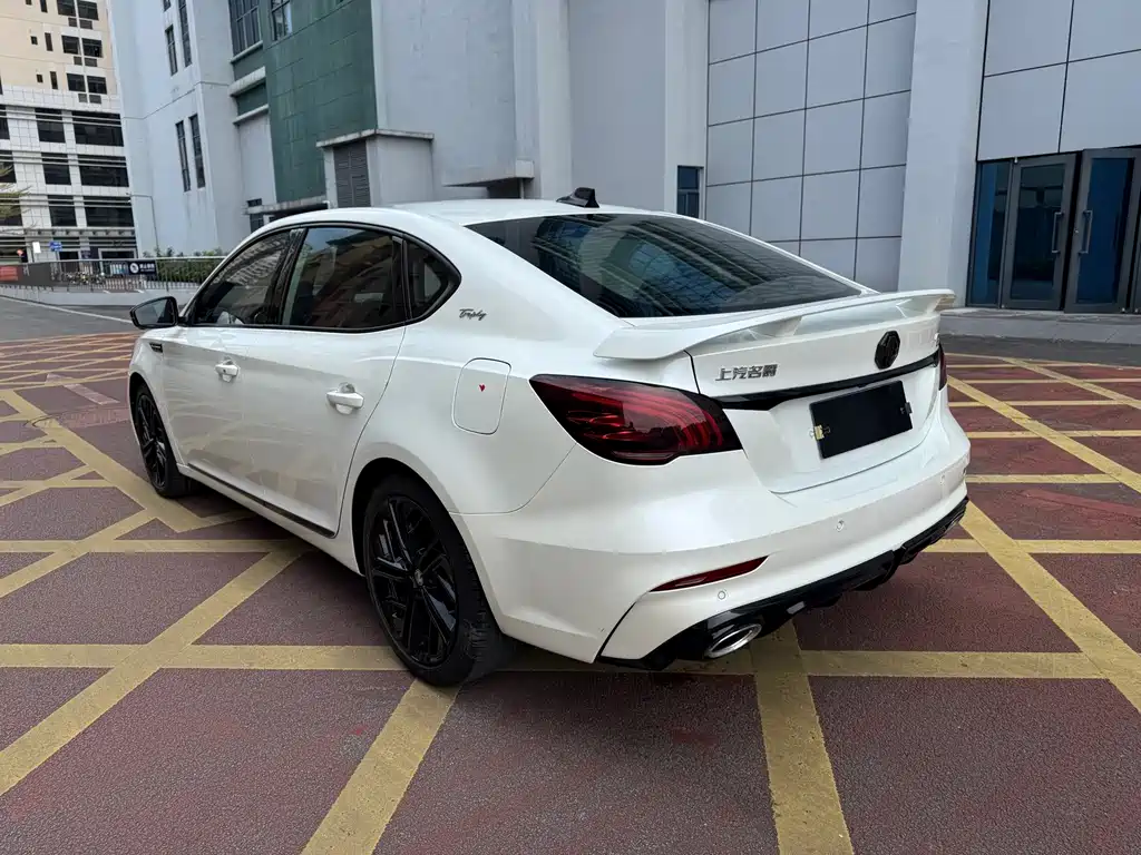 MG MG6 — миниатюра 16