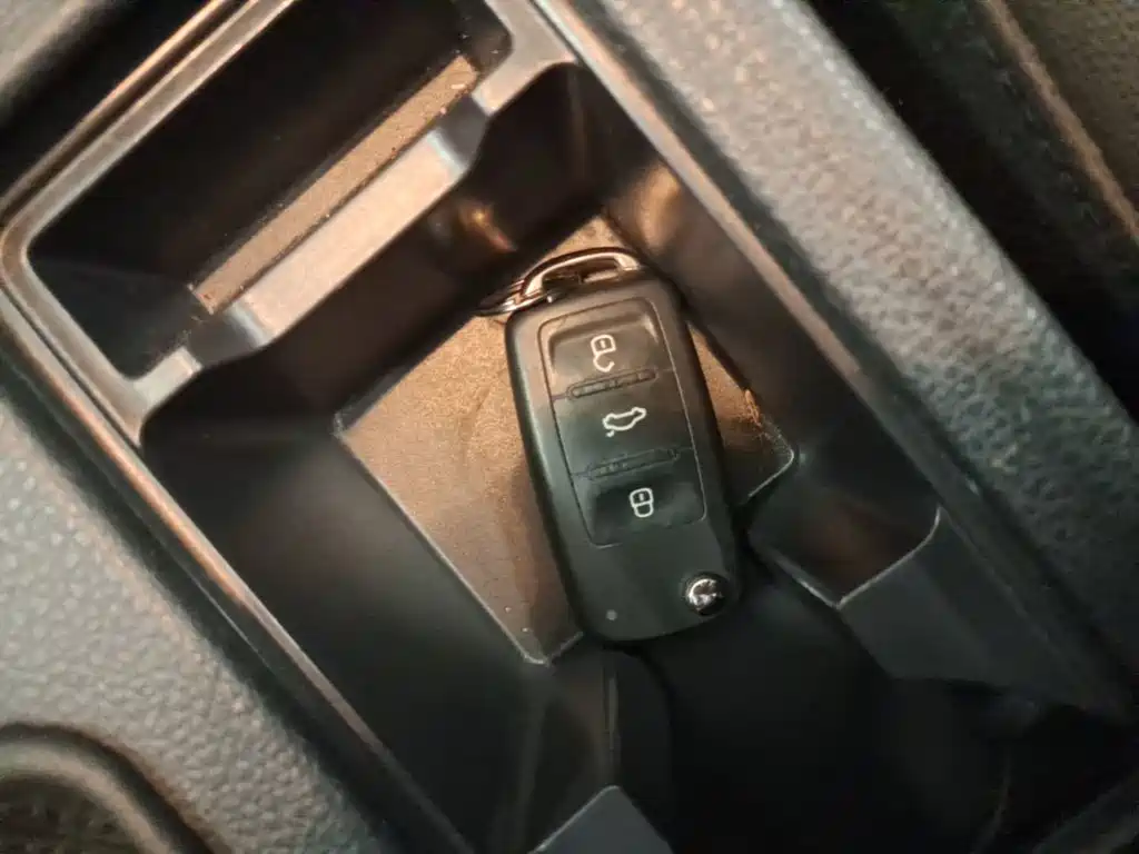 Volkswagen Sagitar — миниатюра 9