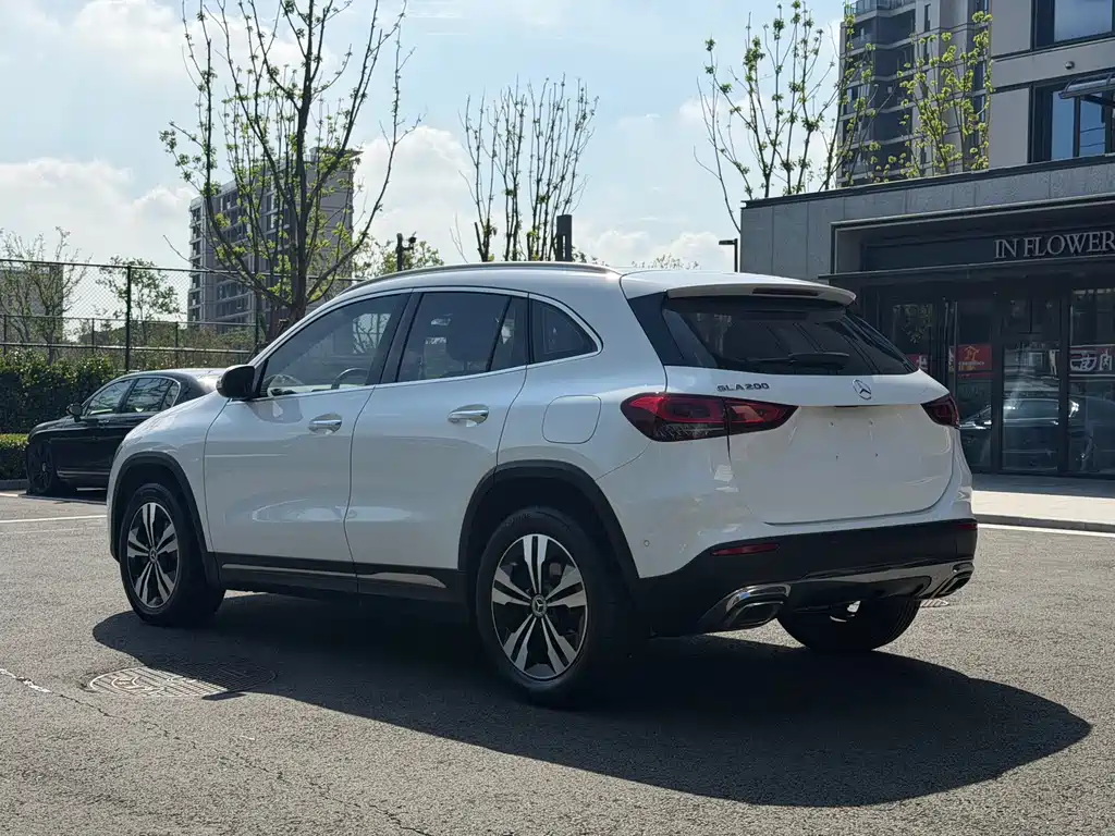 Mercedes-Benz GLA — миниатюра 4